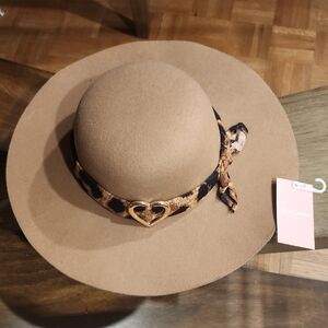 Juicy Couture Women's Cheetah Print Scarf Hat